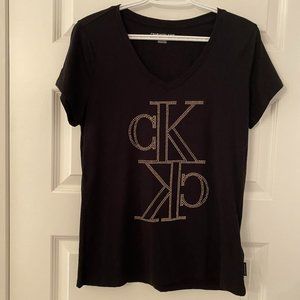 Calvin klein t-shirt with gold logo